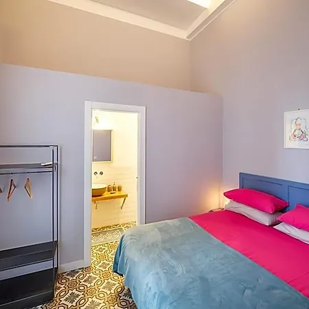 B&B Le Chiavi Di Casa 나폴리