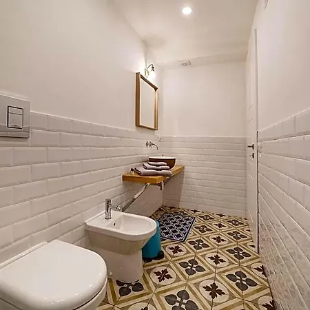 Le Chiavi Di Casa Bed & Breakfast Napels