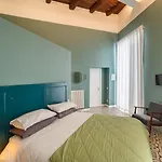 Le Chiavi Di Casa Bed & Breakfast 3*